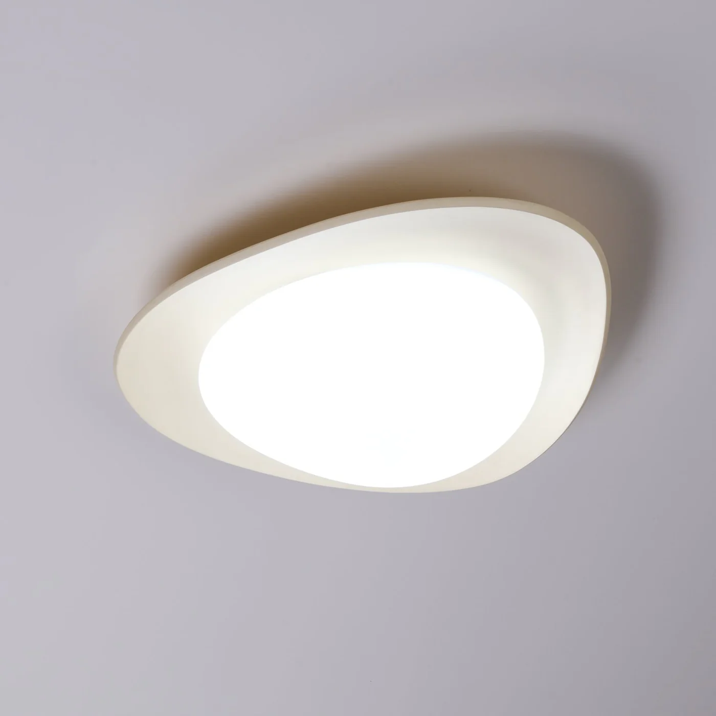 Tonia_Ceiling_Lamp___15.jpg